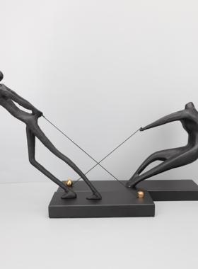 新中式黑色铸铁拉绳人摆件样板房售楼部卧室书房客厅桌面玄关饰品