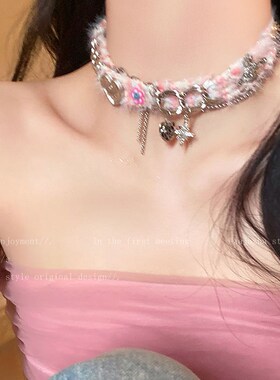 粉色重工choker毛绒颈t链女秋冬2023新款时尚个性配饰甜酷辣妹项