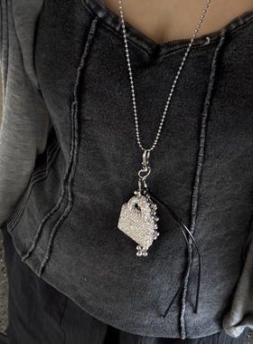 韩国博主同款水瓶吊坠项链斜挎包包挂件女配饰小众设计感毛衣链女