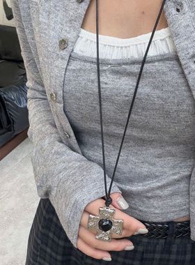 韩系时尚ins风虎眼石爱心镶嵌十字架项链女可抽拉蜡绳长款毛衣链