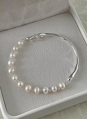 2023年新款淡水珍珠手链女z夏小众设计感轻奢半镯手串手镯银手饰