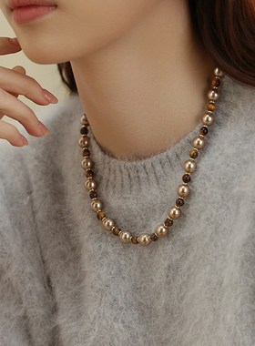 美拉德高级感虎眼石珍珠项链长款毛衣链小K众女秋冬串珠金属扣颈