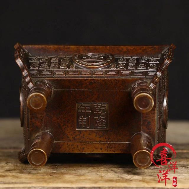 Antique literary play pure copper four-legged square tripod p Wanshengding incense burner to attract wealth and prosperity for thousands of years retro living room office place