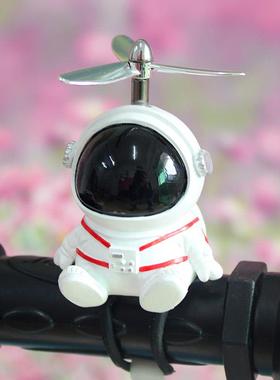 网红创意太空人宇航员电瓶车装饰品摆件车载摩托电动自行生日礼物