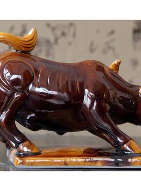 唐三彩牛陶瓷黄牛水牛摆件工艺品礼品家居客厅装饰品办公缺角摆件