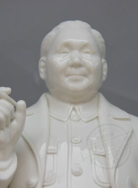景德镇陶瓷 陶瓷雕塑工艺品  创意家居摆件 邓小平瓷像拿烟站像