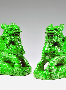 一对麒麟摆件绿色实木雕刻公母神兽家居客厅玄关装饰开业乔迁送礼