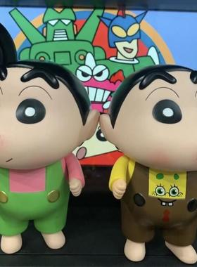 穿背带裤小新雀斑蜡笔手办礼物卡通公仔车载可爱桌面潮玩摆件装饰