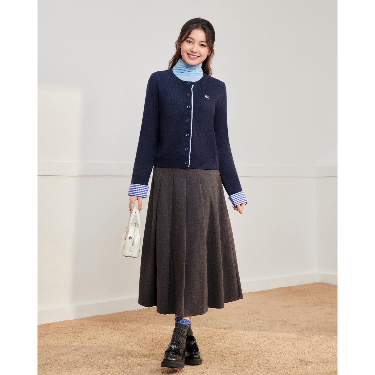 IEF/爱依服【微胖】大码女装2025秋冬新款韩版时尚撞色毛织外套 - 图2