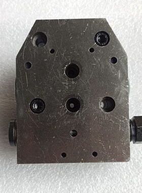 沈阳机床中捷摇臂钻床配件Z3025 Z3032X10主轴箱油泵操纵泵新24泵