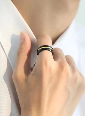 戒指男潮牌黑金双色可刻字高级感钨金素圈女食指戒潮流百搭