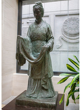 玻璃钢人a物雕塑定制古代纺织文化黄道婆铸铜雕像大型广场景观摆