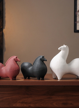 胖墩墩的唐马摆件，把福气揣满了