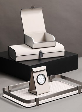 北欧简约皮质金属托n盘时钟摆件样板间售楼处酒店玄关客厅软装