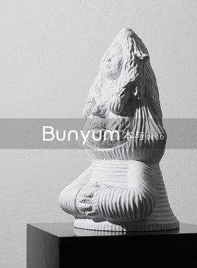 简约样板房间软装饰品创意艺术家居客厅电视柜人Z物雕塑摆件