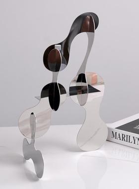 轻奢家居摆现件样LXE代意艺术金属不创锈钢几何体板间书房桌面装