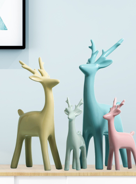 创意现代简约客厅电视柜书房家居装饰工艺礼品小摆设圣诞麋鹿摆件