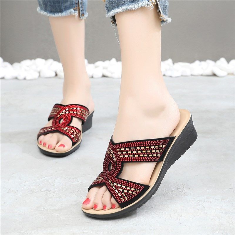 软皮凉拖鞋女夏外穿2024新款女式时尚中跟妈妈拖鞋女平底凉鞋大码,淘宝优惠券,粉丝福利购,淘宝优惠卷