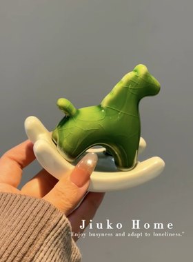 马年冰裂纹摇摇马摆件创意吉祥物玄关陶瓷装饰品家居工艺品送朋友