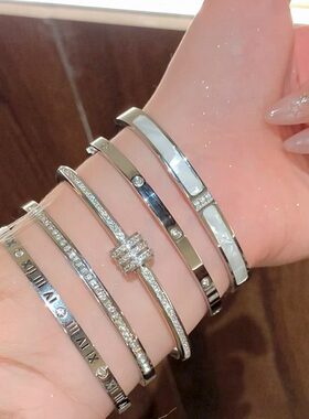 银色钛钢手镯女款高级感锆石素圈手镯手饰品银镯子手链串手环新款