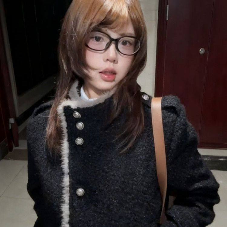 韩系设计感毛条拼接立领毛呢外套女秋冬新款通勤宽松黑色短款夹克,淘宝优惠券,粉丝福利购,淘宝优惠卷