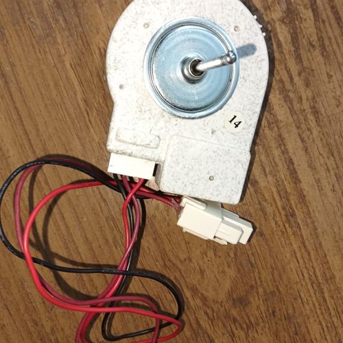 适用美的冰箱冷冻风机 BCD-330WTZV 50240401000P ZWF-04-4 电机 - 图0