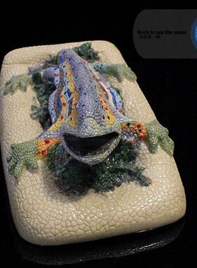 独家发售欧式个性软装创意抽象仿生变色龙科莫多巨蜥装饰品摆件