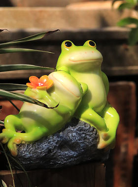 创意个性大青蛙多肉花盆摆件户外C花园庭院造景装饰动物树脂花器