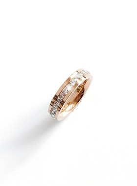 日韩热销食指戒指女钛钢不掉色y时尚网红个性日系轻奢排钻锆石指