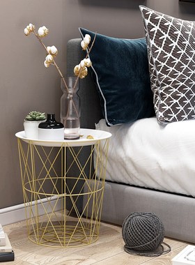 北欧风网红铁艺沙发边角几小茶几摆件简约卧室床头柜储物小圆桌子