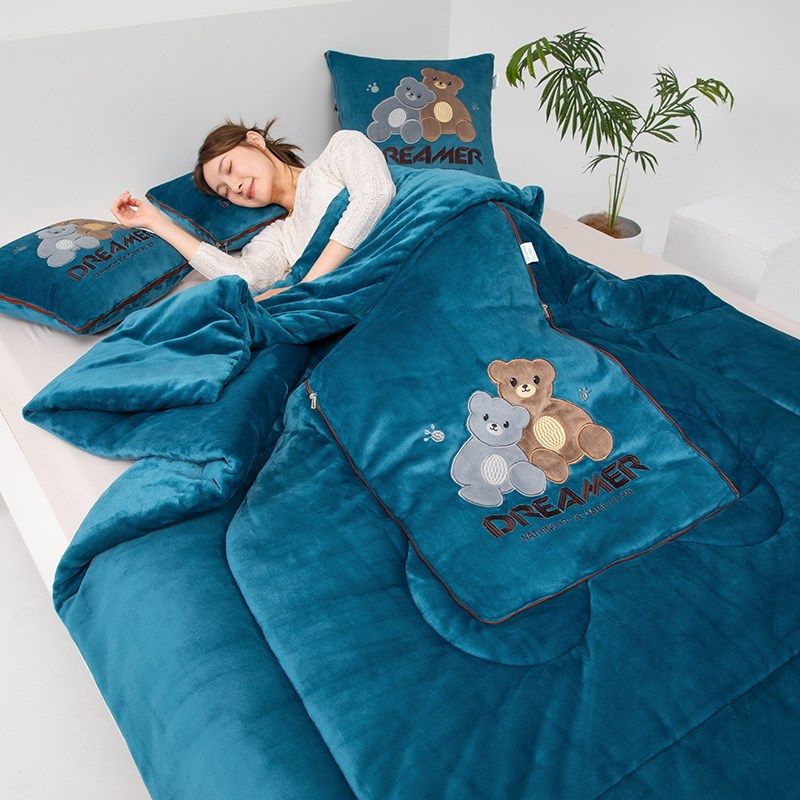 加厚抱枕被子两用车载靠垫枕头办公室沙发折叠牛奶绒午睡被二合一,淘宝优惠券,粉丝福利购,淘宝优惠卷