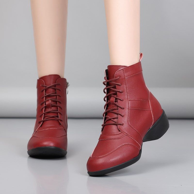 白色真皮中老年妈妈鞋软底舞蹈鞋秋冬女短靴洋气外穿广场跳舞女鞋,淘宝优惠券,粉丝福利购,淘宝优惠卷