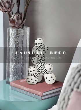 现代简约北欧黑白波点几何t球创意摆件客厅玄关书房样板间桌面饰