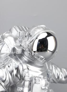 现代简约创意宇航员柜落地件大型太空人雕摆客厅电视塑家居装1081