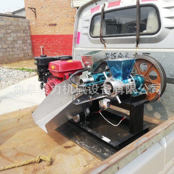 汽油架势机头膨化机价格 月牙湾膨化机 大产量的三号机膨化机,淘宝优惠券,粉丝福利购,淘宝优惠卷
