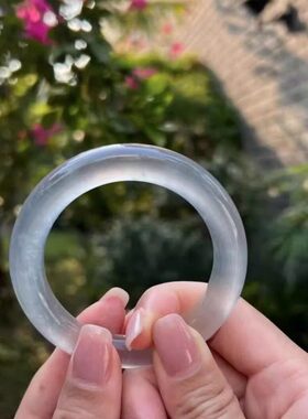 天然独龙玉胖圆条翡翠色玻璃冰种手镯高端玉镯子白冰白月光带证书