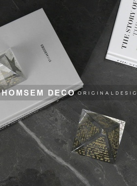 简约现代轻奢水晶埃及金字塔几何摆D件样板房间客厅软装饰礼物摆