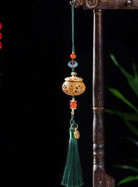 事事如意绿檀木香囊挂件镂空雕刻小香盒随身香袋手机吊坠木质饰品