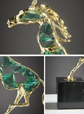 创意轻奢水晶琉璃马客厅玄关卧z室办公室高档艺术桌面摆件家居装