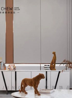 北欧现代植绒老虎摆件样板房售楼处酒H店玄关各种工艺品装饰摆件