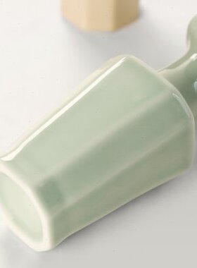 陶瓷禅意复古迷你小花器新中式家居客厅花插干花水培桌面装饰摆件
