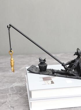 新中式黑色铸铁钓鱼人摆件样板间客厅餐厅电视柜桌面家居软装饰品