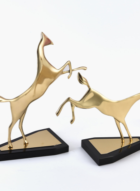 现代铜马摆件工艺品欧式金属动物马大理石装饰品客厅酒柜家居饰品