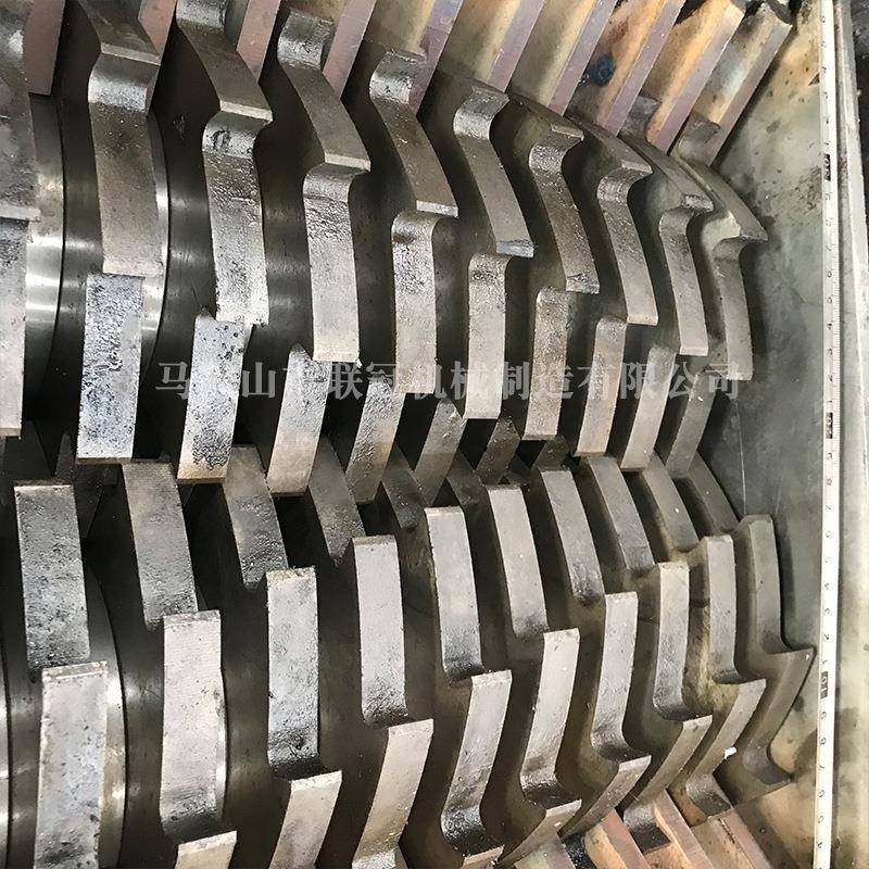 Single and double shaft shredder chassis assembly shredder production line plastic crusher accessories shredder knife box