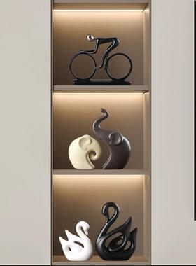 斯堪的纳维亚高端陶瓷大象装饰品客厅酒柜电视柜装饰桌面入口柜乔