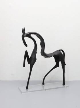 新中式铸铁马桌面艺术电摆件客厅房酒0719柜视柜装玄关茶几家书居