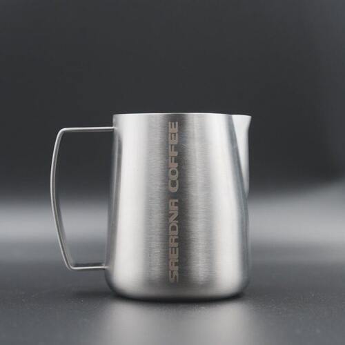 圣德纳咖啡 SAERDNA COFFEE 尖嘴 奶缸 拉花缸 20oz（600ml） - 图1