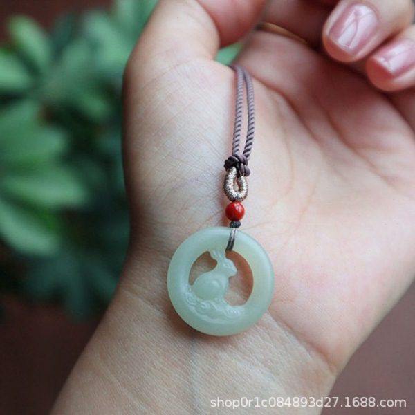 新疆和田玉青海料可爱兔子吊坠女款青白玉颈饰挂件油润细腻兔子,淘宝优惠券,粉丝福利购,淘宝优惠卷