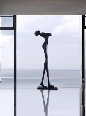 酒店大堂人物雕塑落地摆件样品屋展示中心样板间橱窗柜工作室抽象