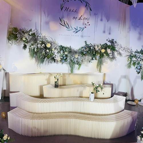 新款婚庆道具瓦楞纸折纸甜品台自由弯曲展示台蛋糕陈列架橱窗姜茶 - 图1